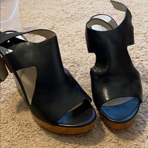 Michael Michael Kors wedge sandals - Size 7